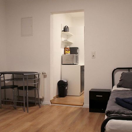 Fully Equipped Apartments Bonnigheim Екстер'єр фото