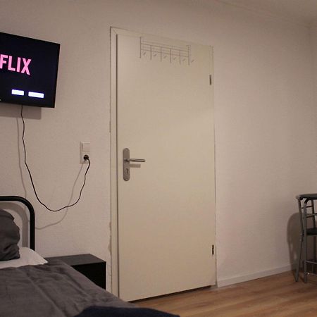Fully Equipped Apartments Bonnigheim Екстер'єр фото